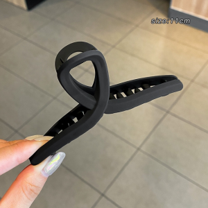 Fashion Hair Claws Geometric Hair Clamp Grab Hair Styling Hair Clips for Girls Hairpin Hair Accessories for Women