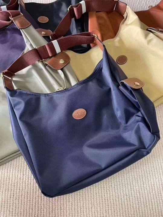 Longchamp hobo sale bag nylon