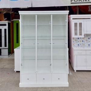 Lemari Pajangan Kaca 3 Pintu / Kabinet Tas / Display Showcase Tas dan Sepatu