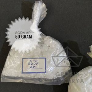 Caustic Soda Flake SODA API Repacking 50gr 100gr Serbuk NaOH Penghapus Afdruk Sablon Obat Mampet Sink Cuci Piring Wastafel Toilet