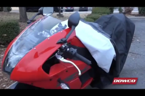 Universal Motorcycle Cover Waterproof Thickened PEVA Dust UV Protection Raincoat for Motorcycle Cover with Storage Bag
