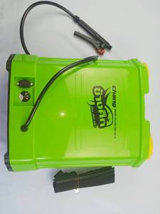 04172 ถังพ่นยาแบตเตอรี่ 20 ลิตร แบตเตอรี่ 12 โวลล์ 8 แอมป์ (แบตเตอรี่ 100 % ) ถังทรงตรง สีเขียวตรา ช้างศึก