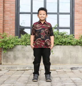 Batik Couple Keluarga Terbaru Motif Iromen Merah