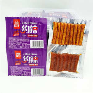 เต้าหู้ม้วน รสหม่าล่ากระเทียม อร่อยฉ่ำซอส เหนียวหนึบเคี้ยวเพลิน 邬辣妈 蒜蓉素牛排 เต้าหู้มังสวิรัติกับกระเทียม 25g.