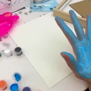 ustomize photo frame情侣手印相框diy颜料手工制作送男友情人节520女友纪念礼物闺蜜Couple Handprint Photo Frame DIY Paint Handmadena。。。