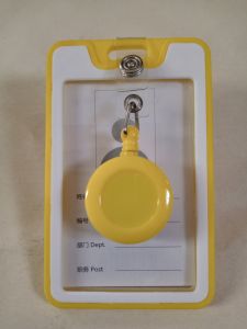 (2 Pcs) ID Card Holder Vertikal Bahan Pastik 1 slot Kartu dengan Yoyo Tarik