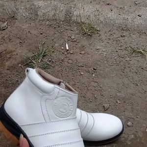 SEPATU CASUL POl KULIT ASLI