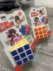 Bộ Rubik 3x3 Kèm Móc Khóa Mini – Đồ Chơi Giải Đố Rèn Luyện Tư Duy Cho Trẻ Em Và Người Lớn