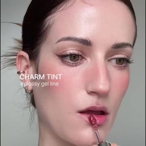 ENTRÓPY Makeup Glossy Lip Tint - Juicy Glow Line/Non-Sticky Hydrating Lip Gloss Tint High Shine Finish Buildable Sheer Color Lip & Cheek Makeup - Amber Charm (Warm Brick Red) glossy lip tint