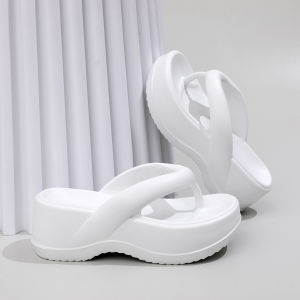 [Free Shipping] Summer Outdoor Slippers Beach Sandals With Thick Soles And Non-Slip Features Indoor Slippers Trendy EVA Wedge Sandals For Women