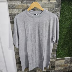 U nq Men Basic Crew Neck Loose Fit T-Shirt   True to Size