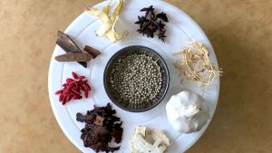 YI XIN PREMIUM BAK KUT TEH SOUP SACHETS (106g*10 SACHETS) YI XIN SUP PREMIUM (106g*10 SACHETS)