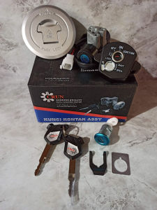 KUNCI KONTAK KOMPLIT PLUS TUTUP TANGKI HONDA CBR 150 R 2014 NON LED K45
