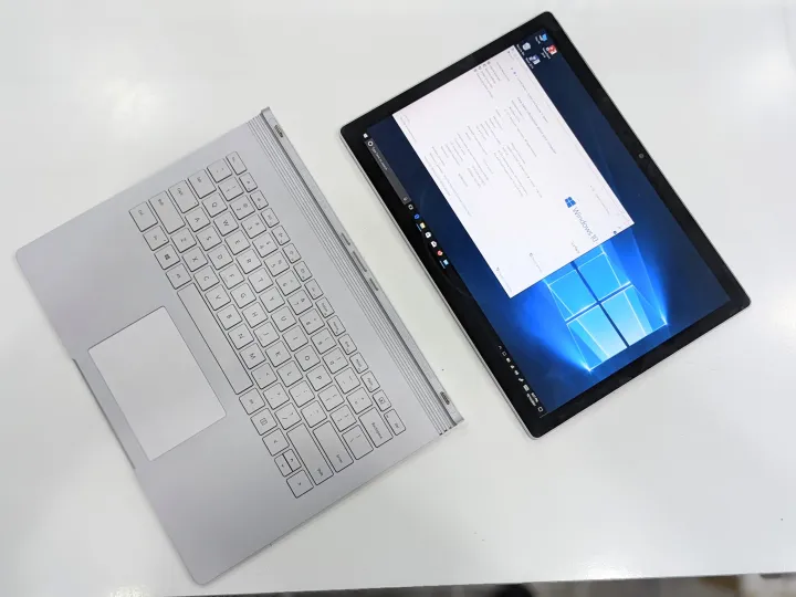 Microsoft%20Surface%20Book%202%20Nh%E1%BA%ADp%20Kh%E1%BA%A9u%20M%E1%BB%B9%7C%2013.5''%20Core%20I5/I7%208350U%20Ram%208GB+%2016G%20%E1%BB%94%20SSD%20256GB%20+%20512GB%20K%C3%A8m%20Dock%20Ph%C3%ADm%20s%E1%BA%A1c%20t%E1%BA%A1i%20Playmobile%20-%20Image%206