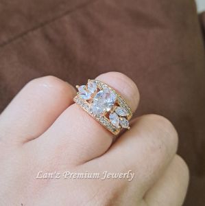 Cincin Premium Allure Berlian Cyrstal Titanium 22 K ( Emas)