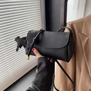 Fashion One Shoulder Cross-Body Bag Casual/Commute Bag/Womens Fashion Elephant Pendant Leather Shoulder Body Bag Mobile Phone Highend Crossbody Bag
