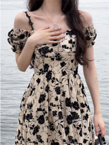 กระโปรงยาวปานกลาง ดอกไม้ ผ้า มัลติฟังก์ชั่น ดูผอมลง เปลือยไหล่ ฤดูใบไม้ผลิ ฤดูร้อน และฤดูใบไม้ร่วง