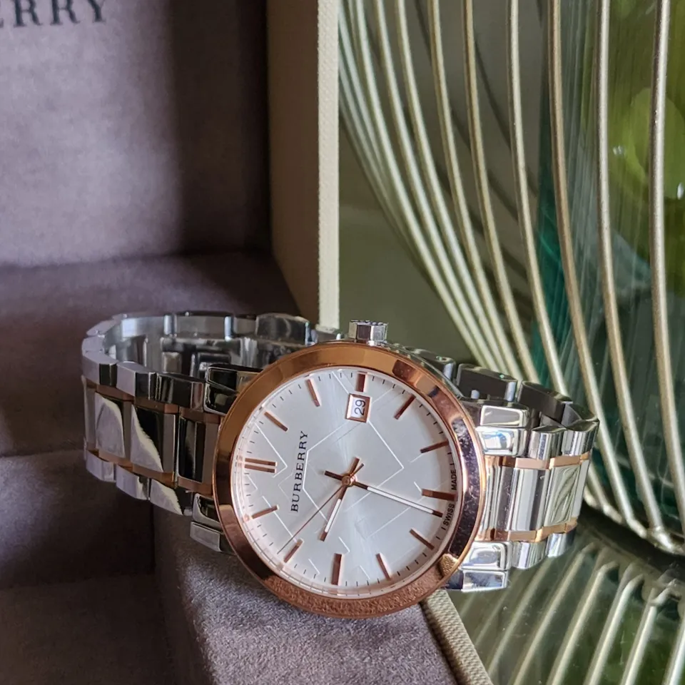 Burberry double clearance strap watch