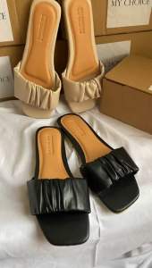 Sandal Wanita Gratis Box: Pilihan Nyaman & Modern