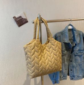 Puffy Bag Tote Bag LAMIRA Shoulder Bag Pillow Parasut Big Size Tas Bahu Suport Laptop Up To 14inc