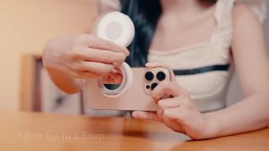 Ulanzi LM23 Magnetic Pocket LED Selfie Light Makeup Mirror Phone Ring Grip Stand