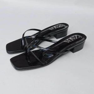 Sandal Teplek Wanita tinggi 3 cm Terbaru