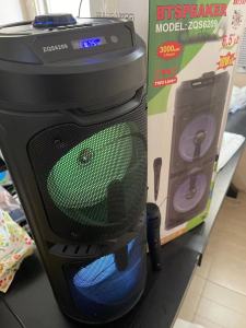 Super Bass BT-SPEAKER Wireless Bluetooth Speaker with LED Light bluetooth connectionTF card/U disk playback USB connection FM radio AUX connection