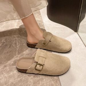 Free Shipping WomenS Spring And Autumn Slip-On Sandals Suitable For Outdoor Wear With A Flat Sole Retro Style And Versatile Design