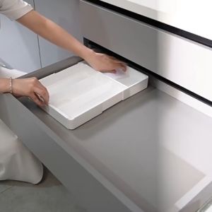 JIJI.SG Rutli Cutlery Organizer Utensil Tray Expanding Tiered SG