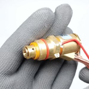 OnlyF U Non HF Blow Back IPT PT 40 60 PT40 PT60 PT-40 PT-60 IPT40 IPT60 IPT-40 IPT-60 Plasma Cutting Torch Inside Head Inner Body B8T9H