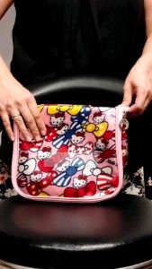 ✨MSIA READY STOCK✨Hello kitty multipurpose / make up cosmetic / toiletries and travel bag