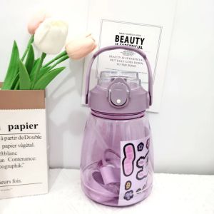 Bình nước học sinh có Sticker và mực nước nhắc giờ 1300ml đảm bảo vệ sinh M75