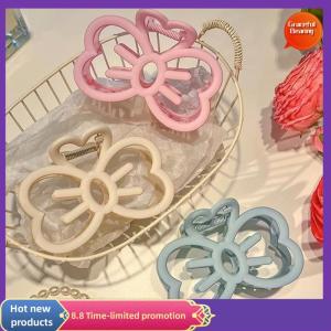 Graceful คลิปหนีบผมรูปโบว์น่ารักสไตล์เกาหลีคลิปหนีบผมทรงก้ามปูสีลูกกวาดสำหรับเด็กผู้หญิงกิ๊บติดผมแสนหวานสำหรับผู้หญิง