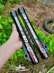 Vỏ phuộc trước xe DREAM MOD LCM 77