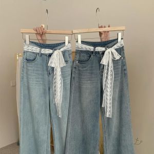 RUISHA โบว์สำหรับผูก สายคาดเอวลูกไม้ Y2k ยาว ลายดอกไม้ดอกไม้ ชุดเดรสเข็มขัดยีนส์ เกาหลีแบบเกาหลี บางและบาง เข็มขัดเอวลูกไม้ เสื้อผ้าแนวสตรีท