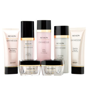 Revlon Paket Hemat Evivesse Day cream & Night cream free c/s faundation 20ml warna random