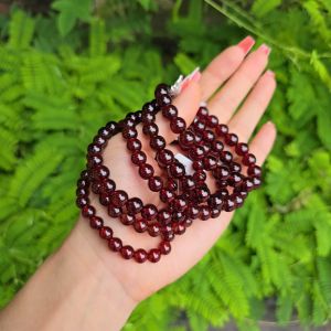 Vòng hạt Ganet Ngọkc Hồng Lựu đỏ rịu cho mệnh Hỏa và Thổ - Phong Thủy TUDO