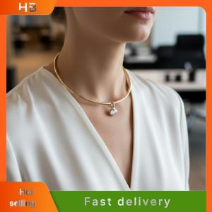 HB Big Crystal Pendant Necklace Simple Light Luxury Oval Design Collar Jewelry for Women Everyday Accessory