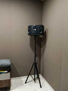 Tripod stand speedsmount mixer/karaok box/laptop PA speaker projector mounting