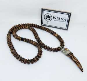 kalung liontin alpaka bahan kayu liwung hitam terbaru
