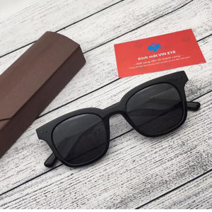 Kính mắt nam nữ thời trang chữ V