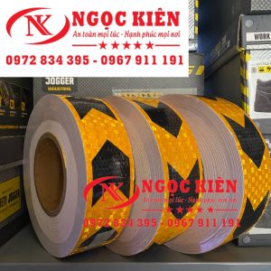 Cuộn Băng Keo Phản Quang mũi tên vàng đen-decan phản quang Bản rộng 5cm