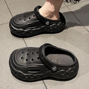 QLshop พร้อมส่ง รองเท้าส้นตึก รองเท้าหัวโต รองเท้าแฟชั่น ดีไซน์ใหม่ สวยเท่ น่าใส่ รองเท้ายาง พื้นหนาสะใจ ใส่แล้วโกงความสูงไปอี๊ก