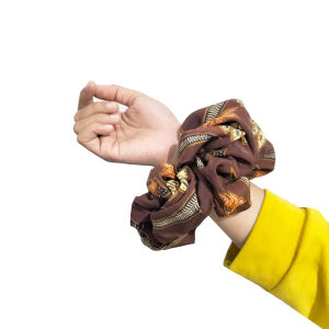 Scrunchie cepol hijab jumbo pita tali rambut wanita kuncir rambut batik scrunchie besar