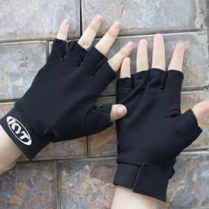 Găng Tay Xe Máy Nửa Ngón Chất Lượng Cao Dành Cho Nam Nữ GÙ GIẢ CACBON cao cấp- Găng Tay Chiến Thuật/Găng tay leo núi...