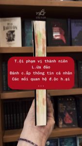 Sách - Khi nhìn chằm chằm vực thẳm (Từ Thụy) (Nhã Nam)