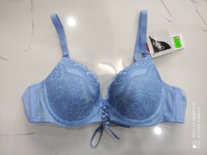 Áo lót nữ Triumph 806 mút vừa phối ren màu xanh dương