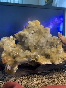 hốc ĐÁ THẠCH ANH vàng Citrine quartz tự nhiên năng lượng tán sắc vũ trụ 450