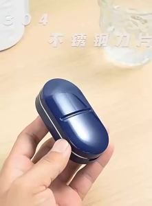 Portable 2 in 1 Pill Splitter with Medicine Storage Pocket Travel Tablet Pill Organizer Case