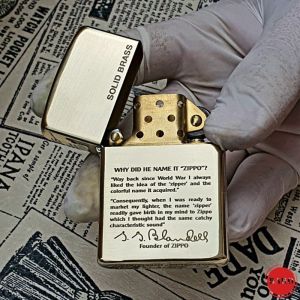 Bật Lửa Hột Quẹt Zippo Bức Thư Chủ Tịch Sáng Lập Zippo Mộc Đáy Ngược Đời La Mã XIII ( Tặng Phụ Kiện)